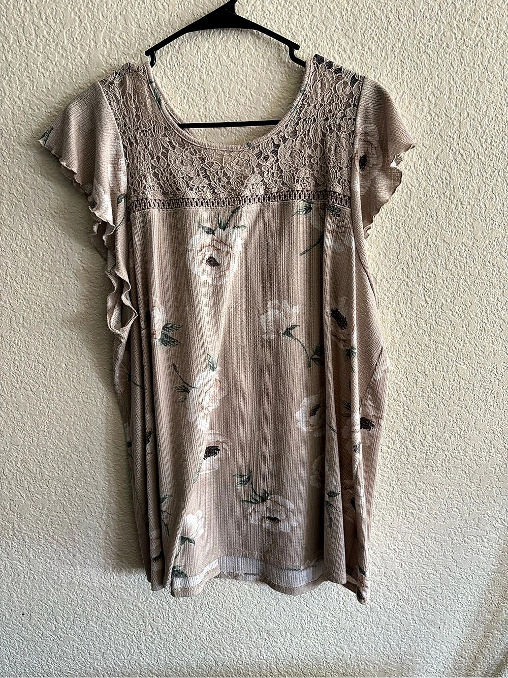 TORRID Floral Lace Yoke Blouse Pink Size 3